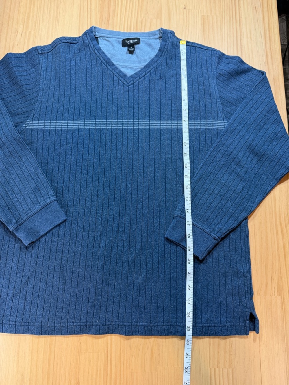 Van Heusen Men's V-Neck Sweater in Navy with Light Stripe B4 - Picture 3 of 7
